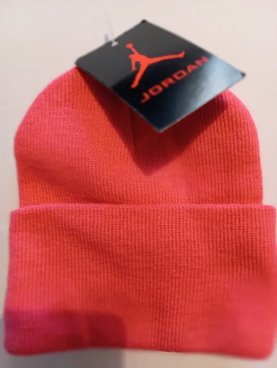 2-copy-2 Jordan Placa Rosa