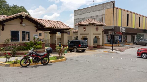 WhatsApp Image 2025-12-06 at 9.11.58 AM DEPARTAMENTOS REAL GRANADA